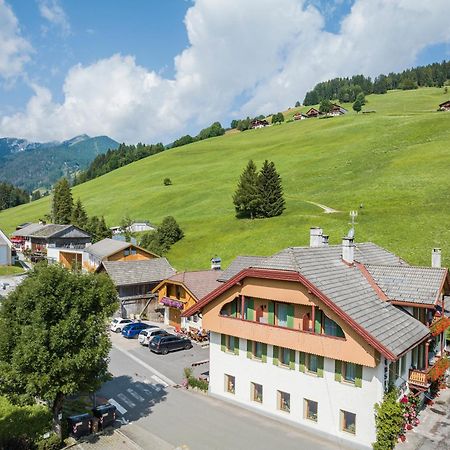 Gasthof Albergo Dolomiten Prags Eksteriør billede