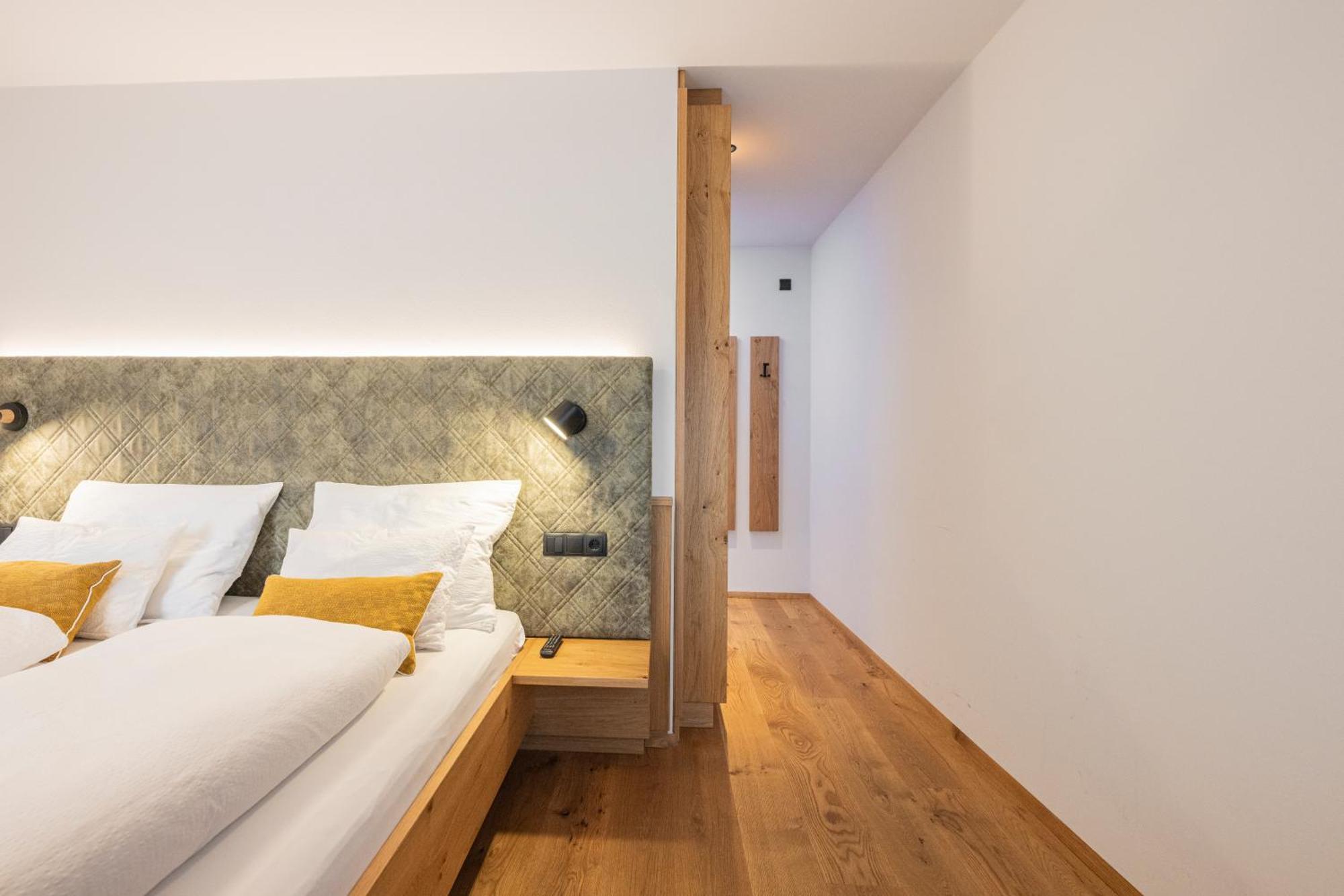 Gasthof Albergo Dolomiten Prags Eksteriør billede